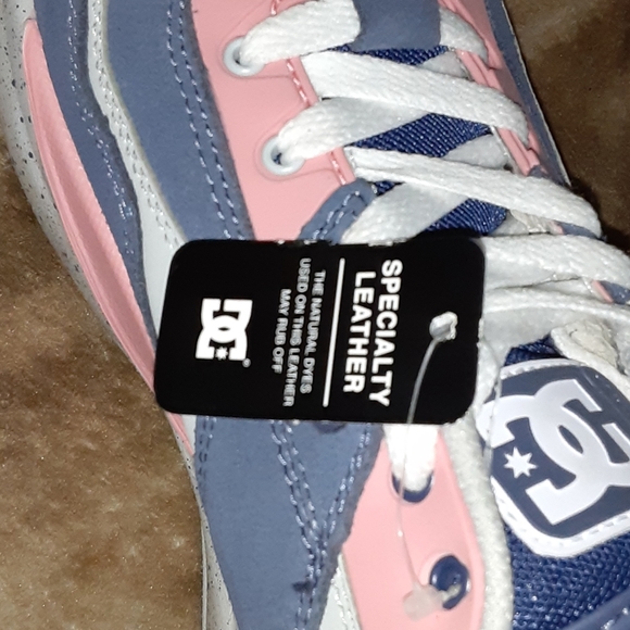 DC ortholite sneakerBRAND NEW NEVER WORN - Picture 3 of 7